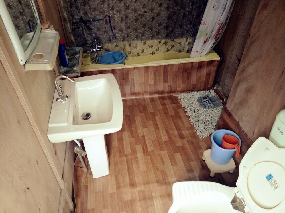 新布尔布尔船屋集团酒店 Durgjan 外观 照片